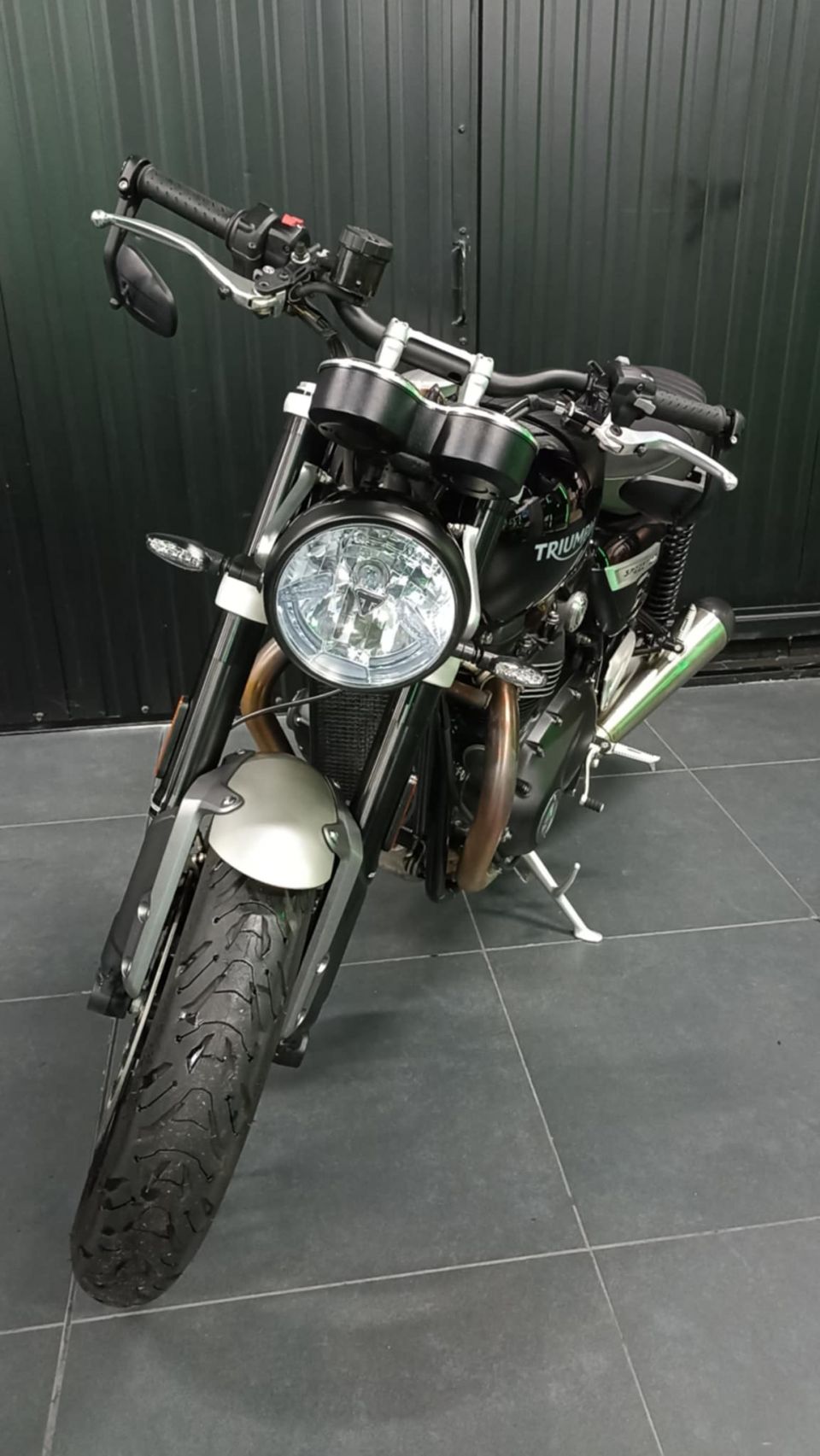 TRIUMPH SPEED TWIN 1200 4