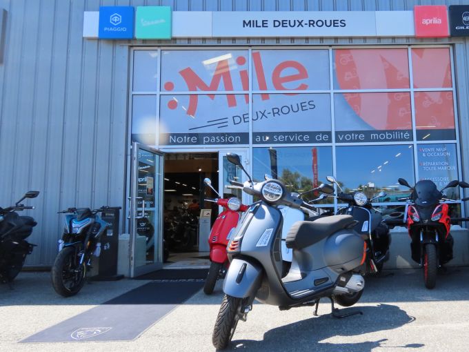 VESPA GTS 125 RST 4