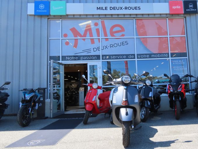 VESPA GTS 125 RST 4
