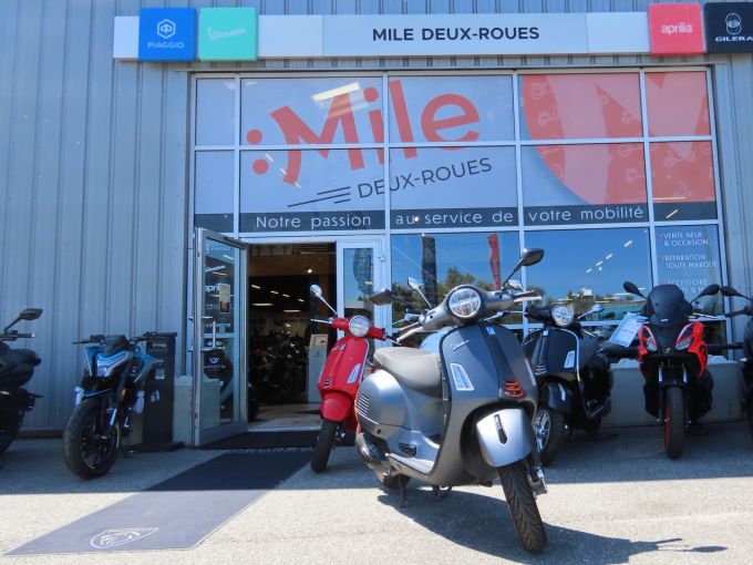 VESPA GTS 125 RST 4
