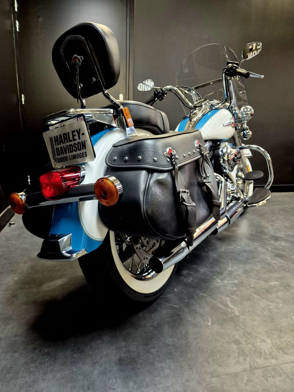 HARLEY-DAVIDSON SOFTAIL HERITAGE 1690 CLASSIC 4