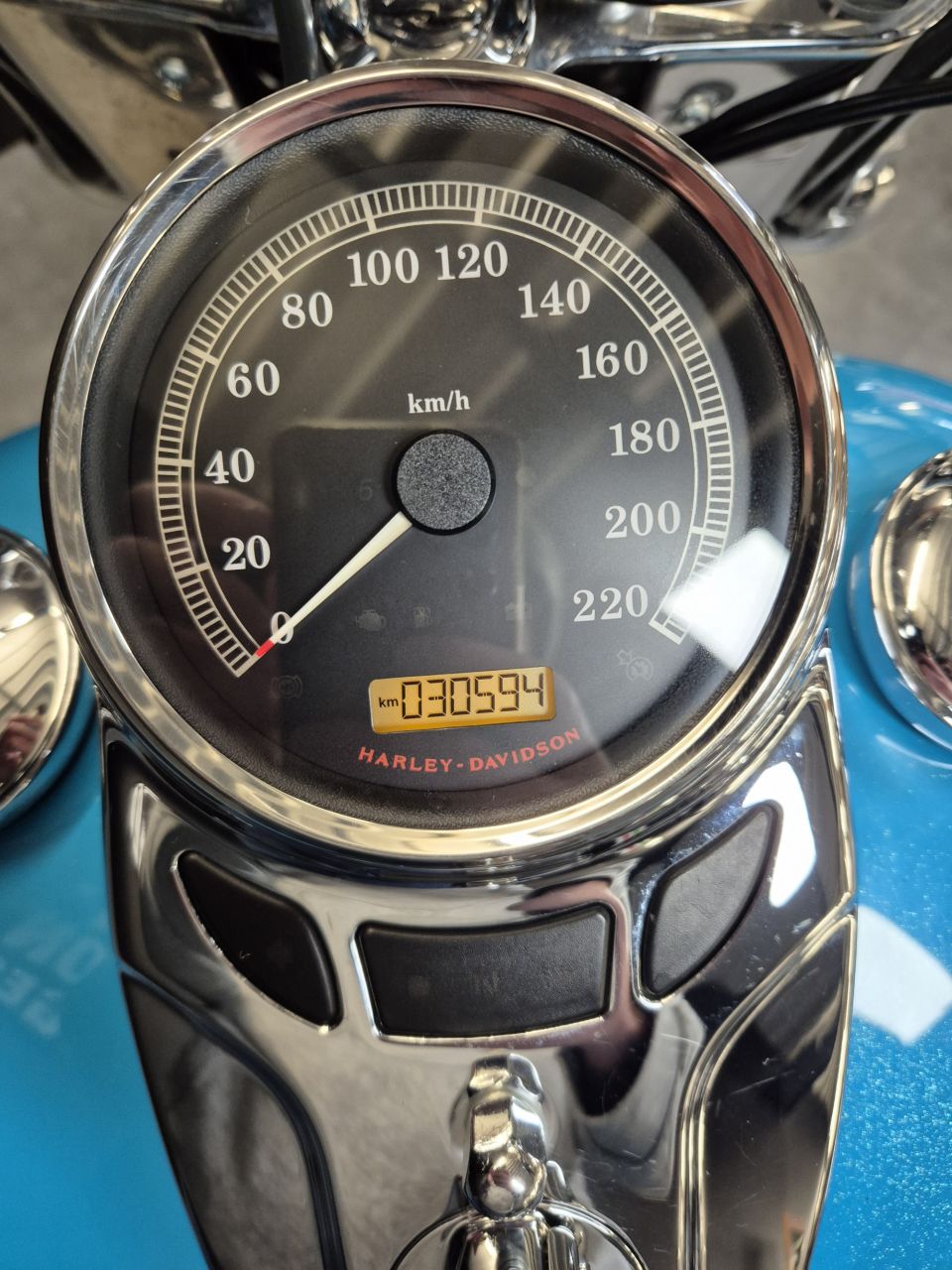 HARLEY-DAVIDSON SOFTAIL HERITAGE 1690 CLASSIC 4