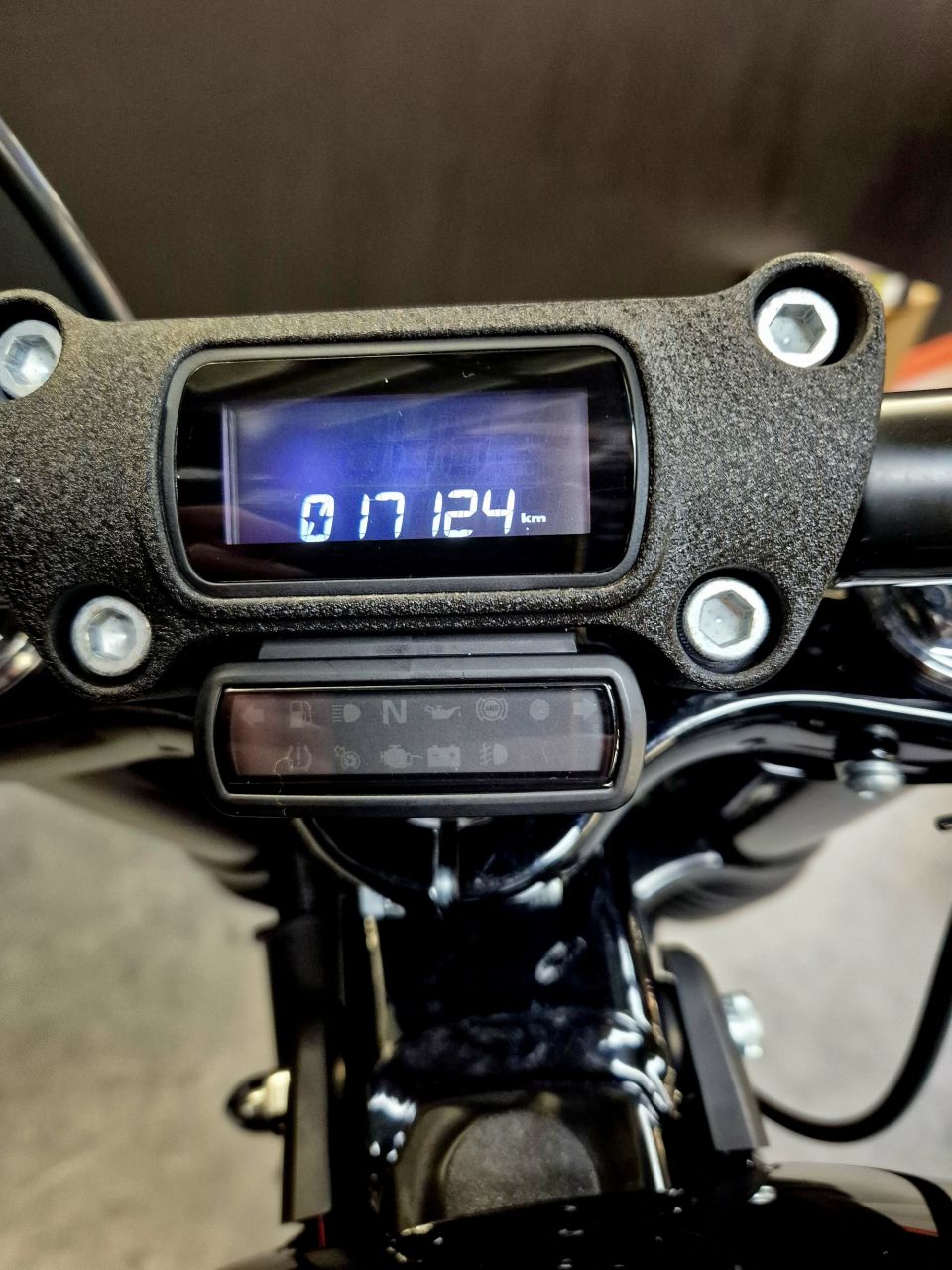 HARLEY-DAVIDSON SOFTAIL STREET BOB 1868 4