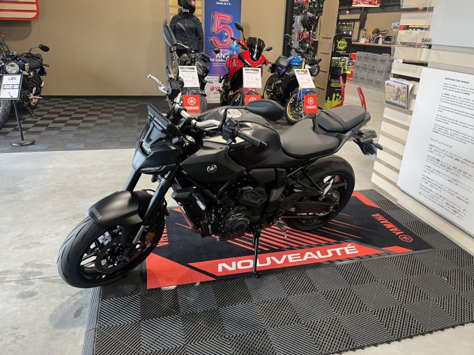 YAMAHA MT-07 (47.5CV) 4
