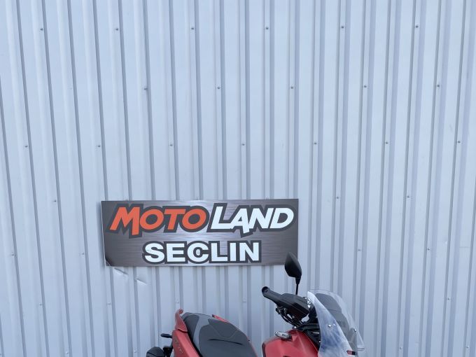 HONDA ADV 4