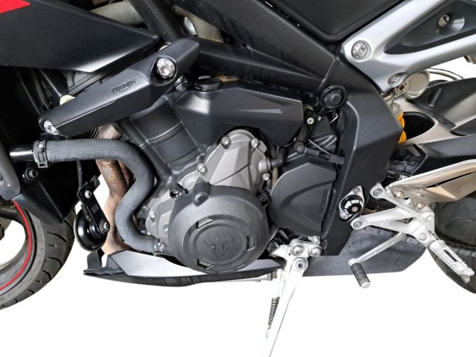 TRIUMPH STREET TRIPLE 765 RS 4