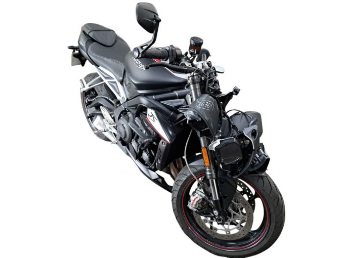 TRIUMPH STREET TRIPLE 765 RS 4