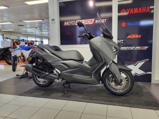 YAMAHA XMAX 300 - 2025