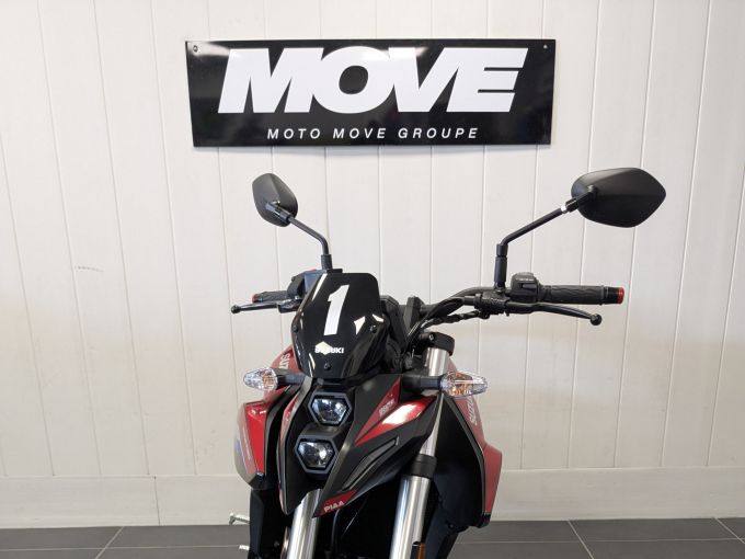 SUZUKI GSX-8S SERT 4