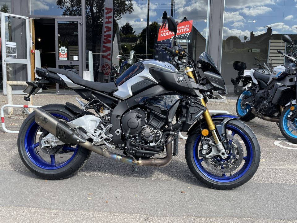 YAMAHA MT-10 SP 4