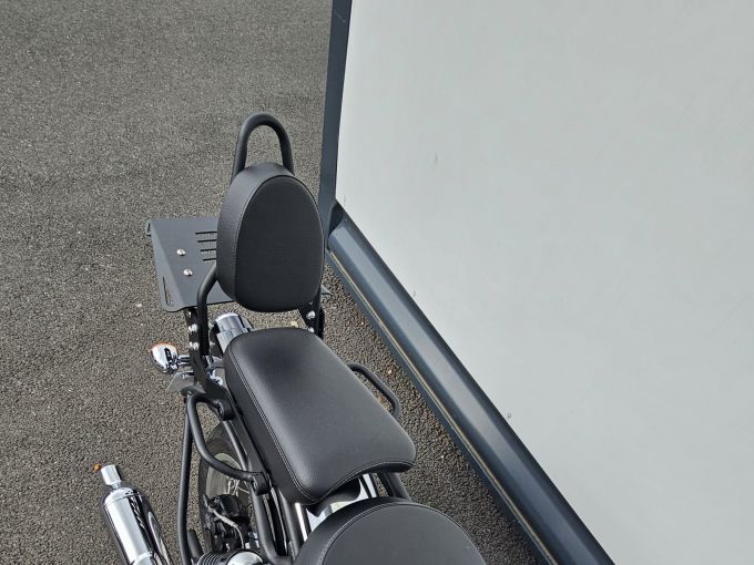ROYAL ENFIELD CLASSIC 4