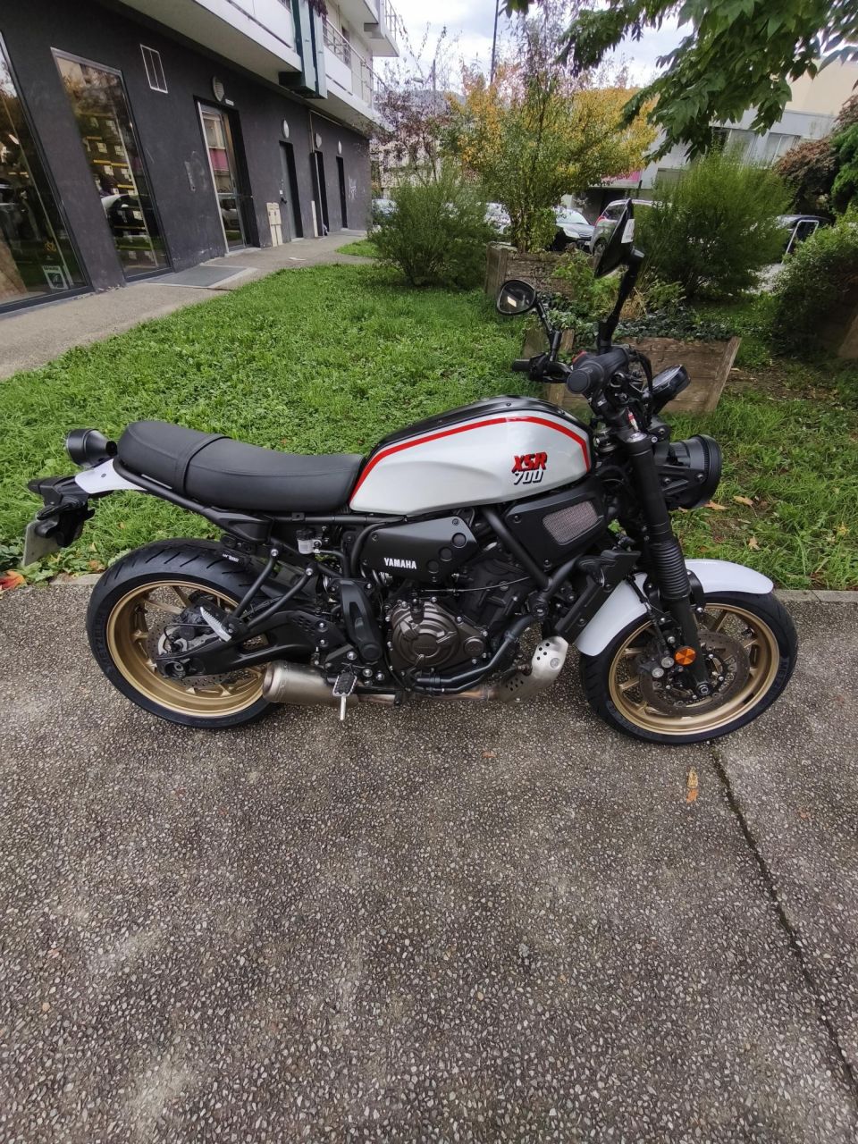 YAMAHA XSR 700 XTRIBUTE 35KW 4