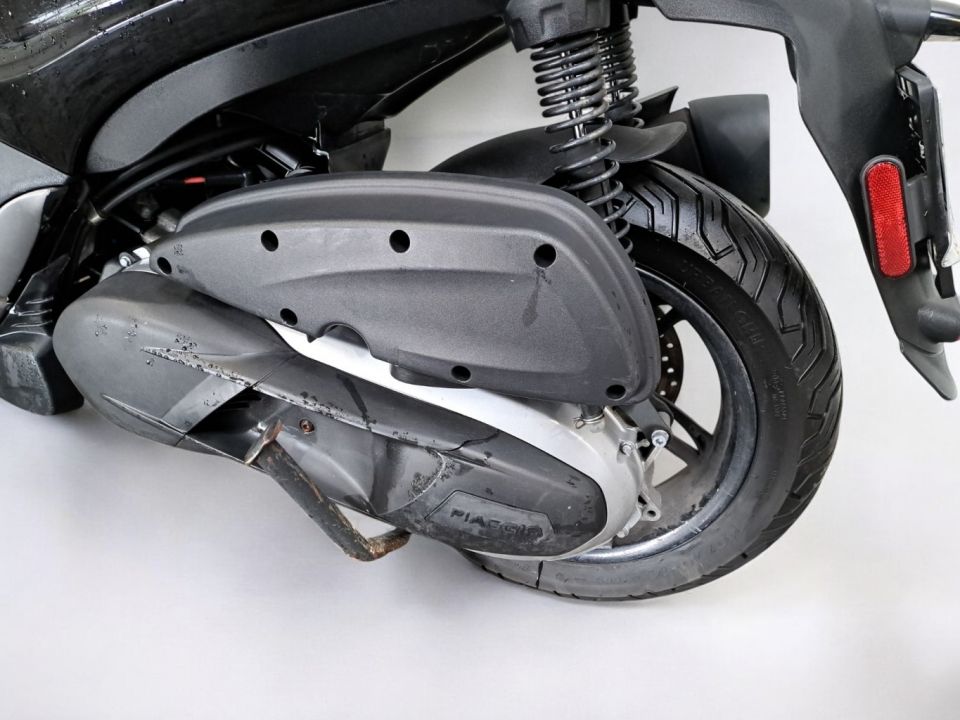 PIAGGIO BEVERLY 350 4