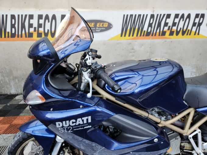 DUCATI ST2 4