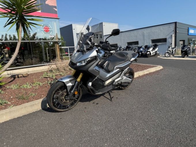 HONDA X-ADV 750 4