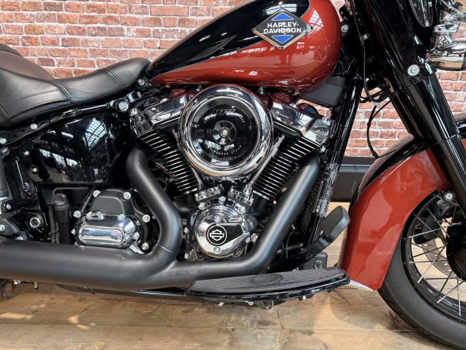 HARLEY-DAVIDSON SOFTAIL HERITAGE 1923 CLASSIC 4