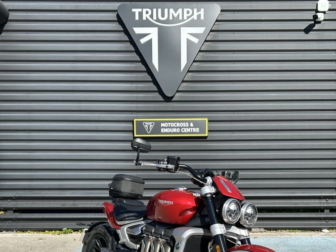 TRIUMPH ROCKET 3 R 4