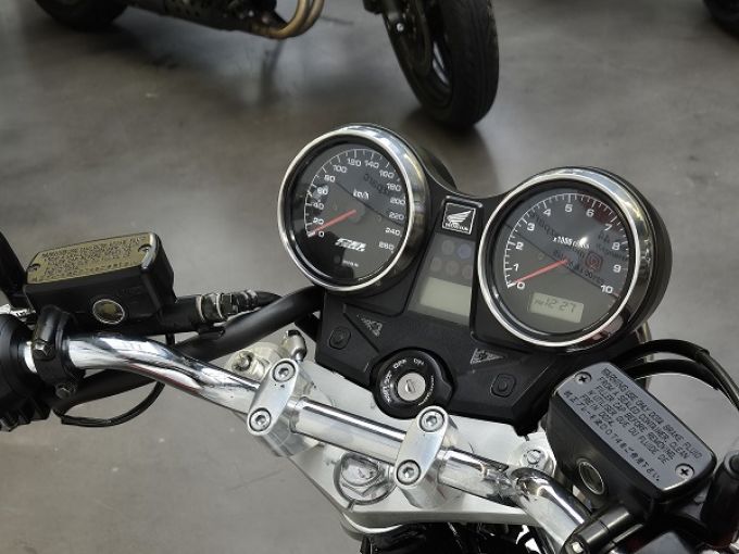 HONDA CB 1300 S 4