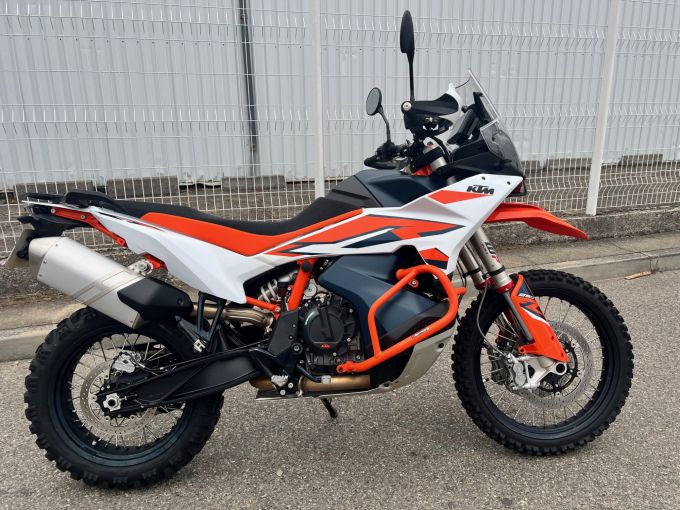 KTM 890 ADVENTURE R 4
