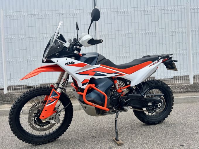 KTM 890 ADVENTURE R 4