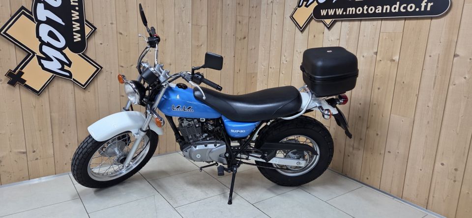 SUZUKI RV VAN VAN 125 4