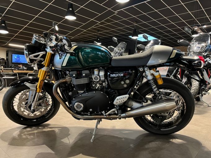 TRIUMPH THRUXTON 1200 RS 4