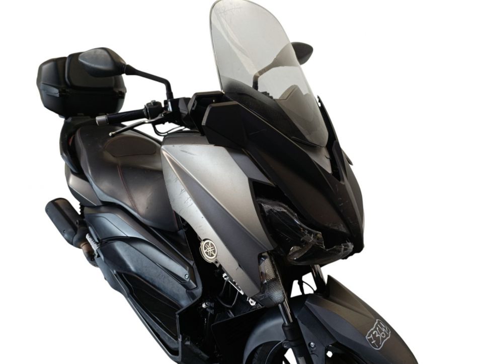 YAMAHA XMAX 125 4