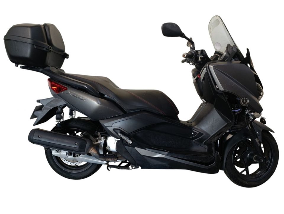 YAMAHA XMAX 125 4