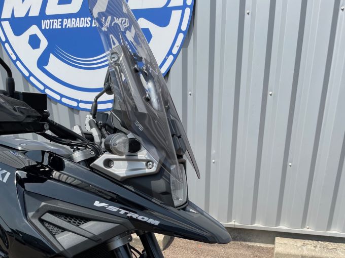 SUZUKI V-STROM 1050DE 4