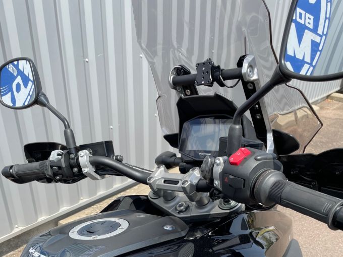 SUZUKI V-STROM 1050DE 4