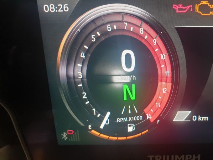 TRIUMPH SPEED TRIPLE 1200 RS 4