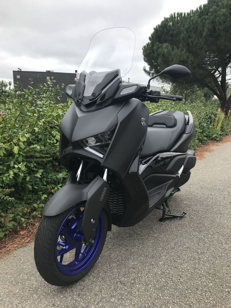 YAMAHA XMAX 300 4