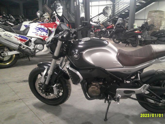 QJ MOTOR SRV 550 4