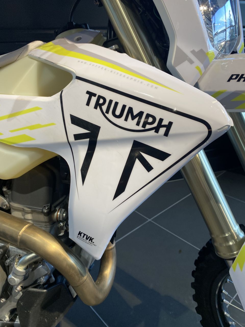 TRIUMPH TF 450-E 4