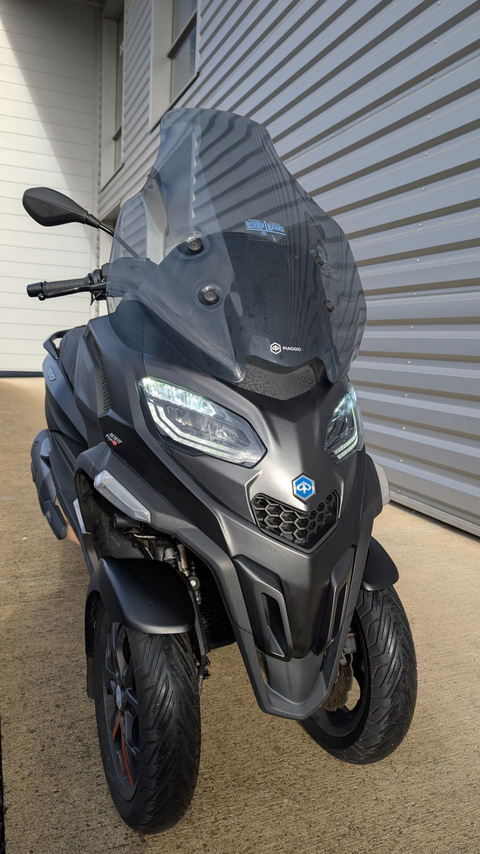 PIAGGIO MP3 530 HPE EXCLUSIVE 4