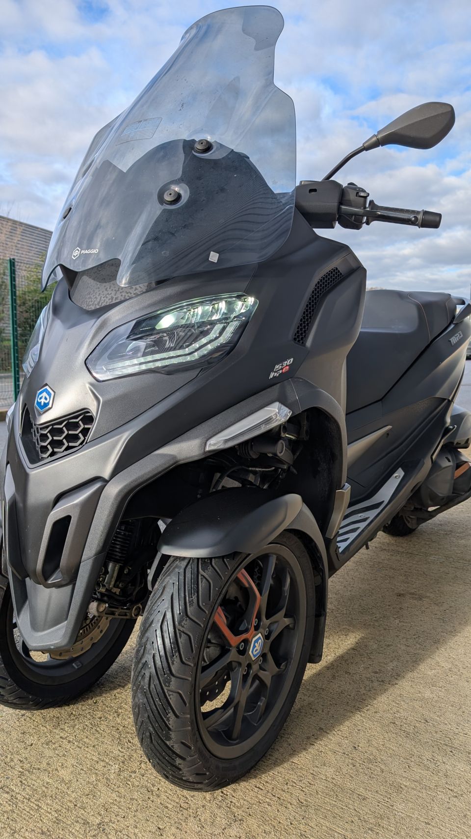 PIAGGIO MP3 530 HPE EXCLUSIVE 4
