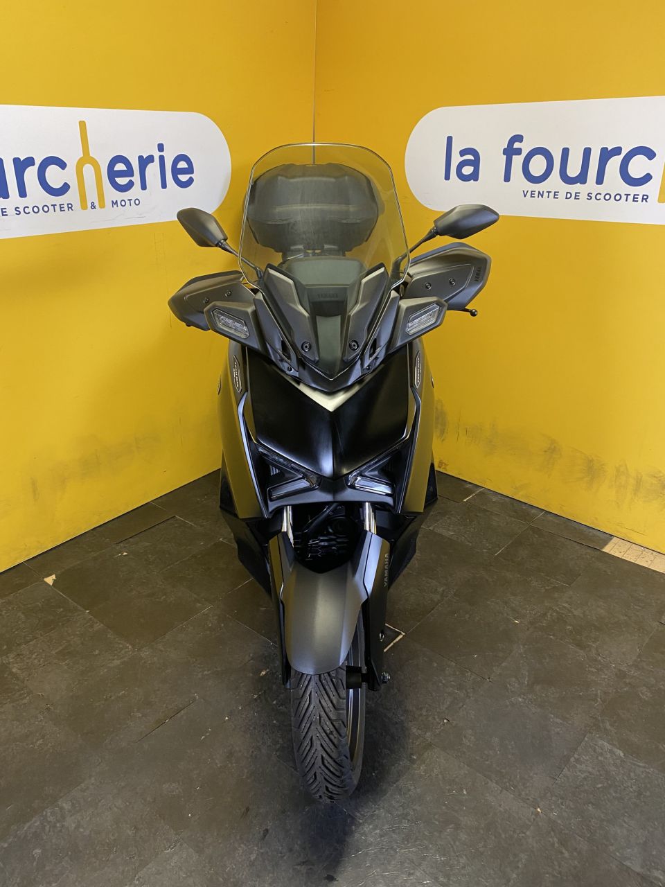 YAMAHA XMAX 125 TECH MAX 4