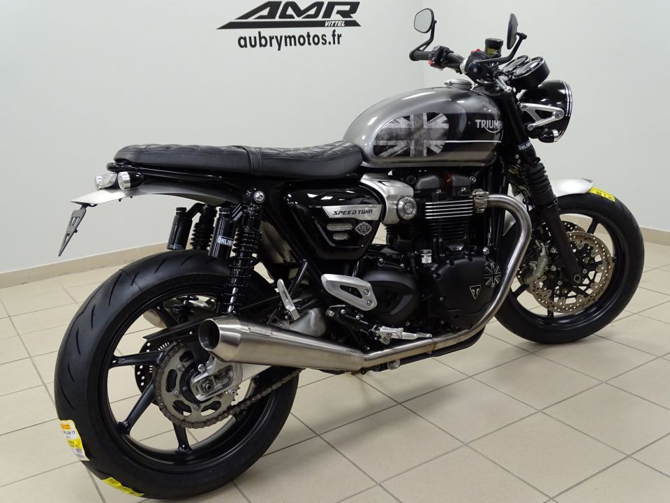 TRIUMPH SPEED TWIN 1200 4