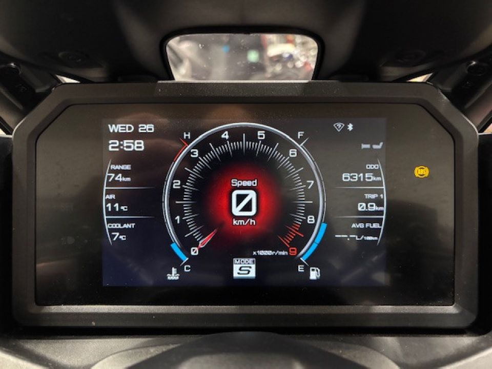 YAMAHA T-MAX 560 TECH MAX 4