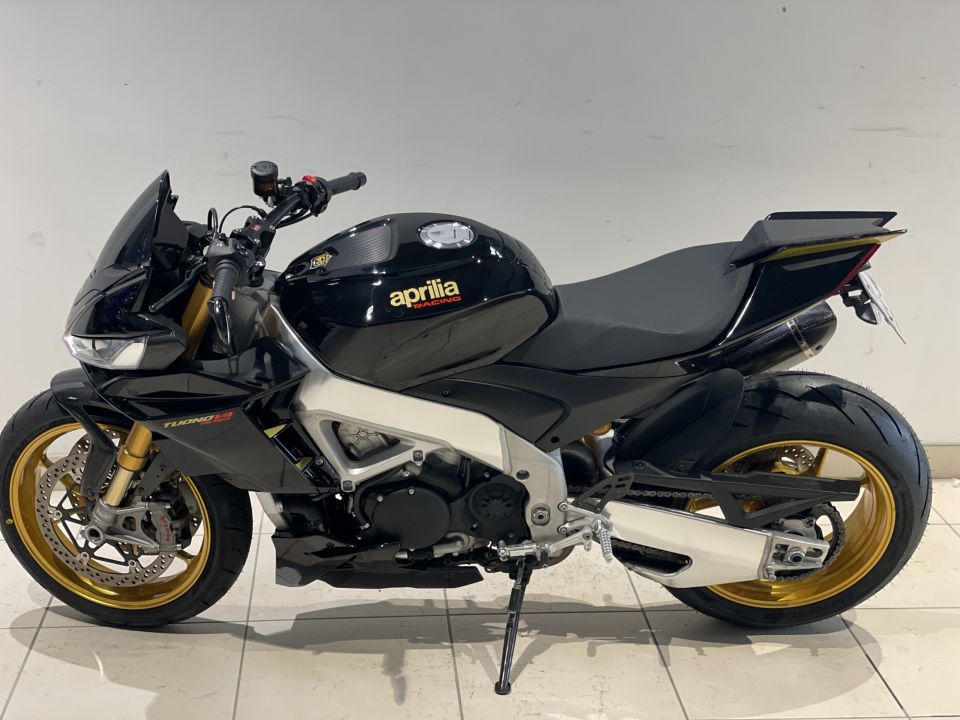 APRILIA TUONO 1100 V4 FACTORY 4