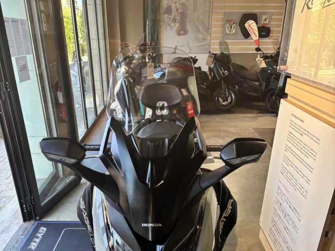 HONDA NSS FORZA 125 4