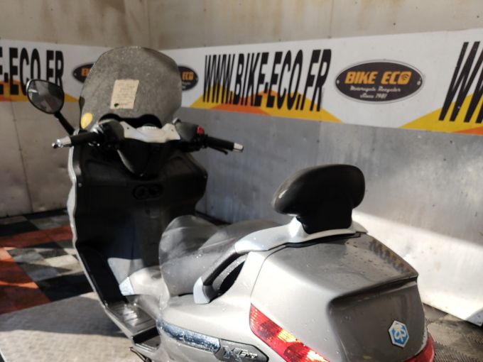 PIAGGIO XEVO 125 4