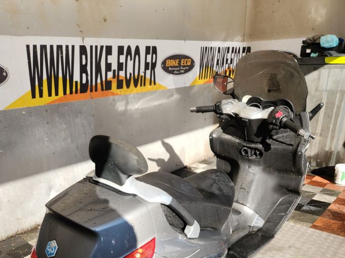 PIAGGIO XEVO 125 4