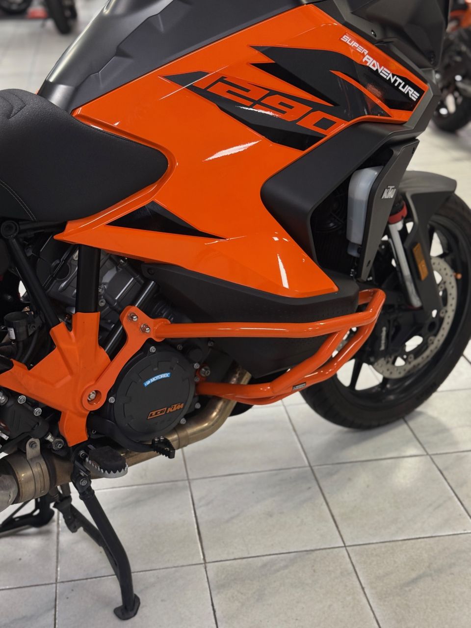KTM 1290 SUPER ADVENTURE S 4