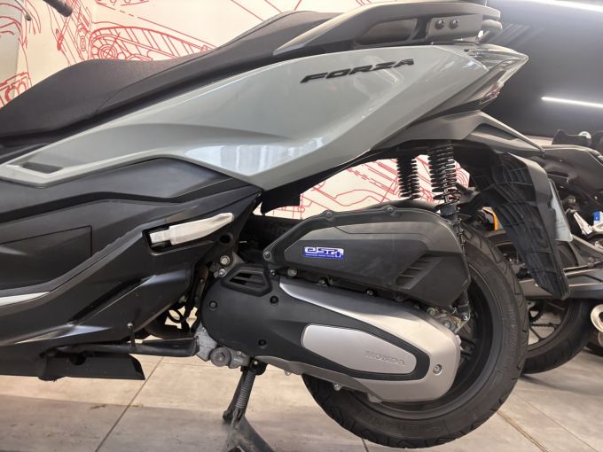 HONDA NSS FORZA 125 4