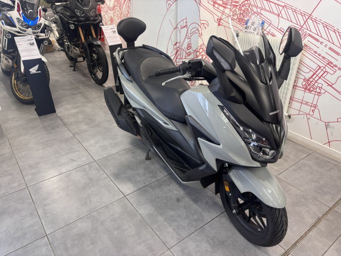 HONDA NSS FORZA 125 4