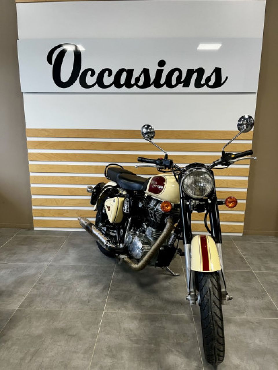 ROYAL ENFIELD BULLET CLASSIC 500 4