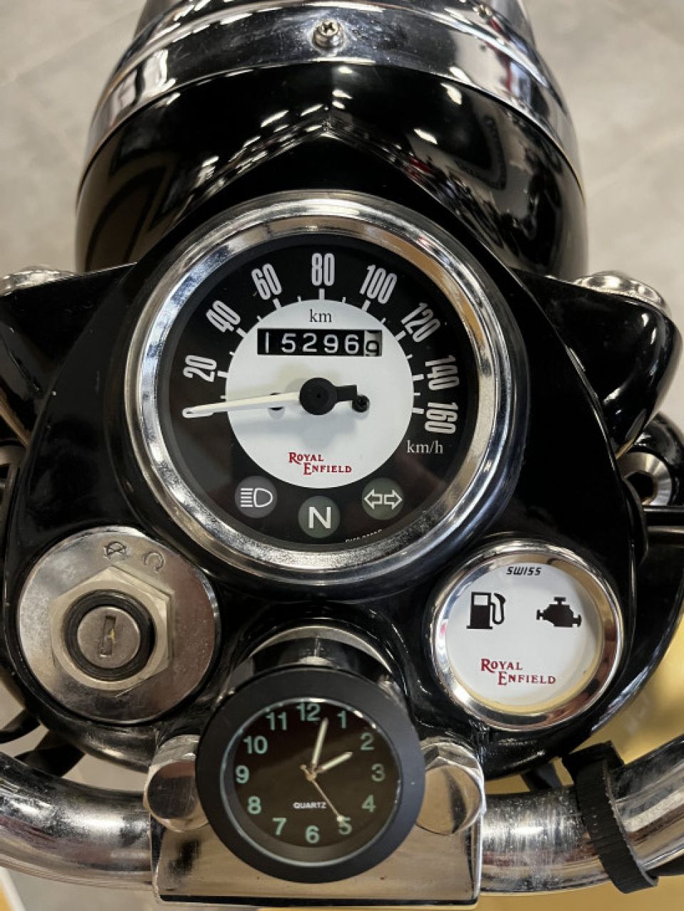 ROYAL ENFIELD BULLET CLASSIC 500 4