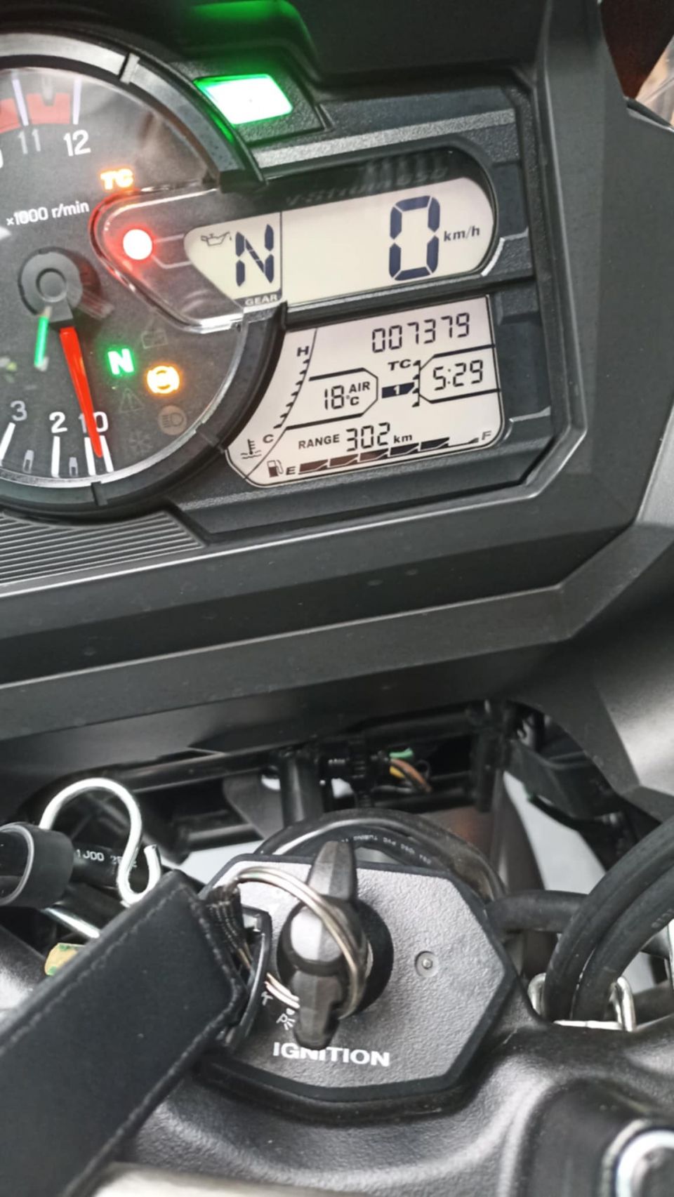 SUZUKI DL V-STROM 650XT 4