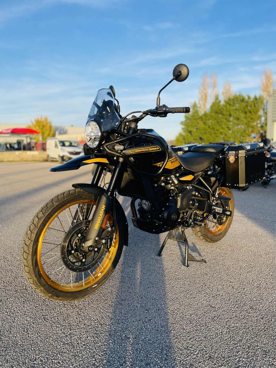 ROYAL ENFIELD HIMALAYAN 452 TUBLESS 4